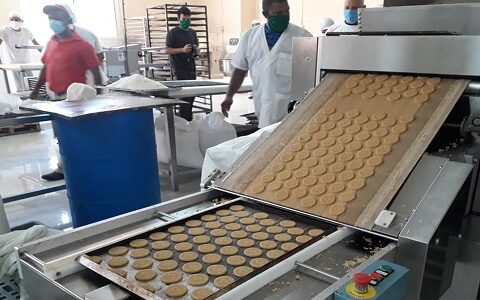 Reaniman producciones de galletas y dulces en Santiago