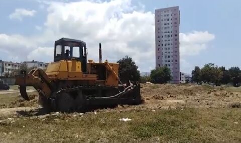 En construcción otro organopónico en el distrito José Martí de Santiago de Cuba.