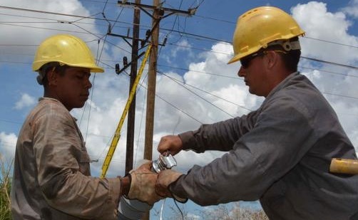 Ahorro, mantenimiento y desarrollo del sistema eléctrico en la provincia Santiago de Cuba