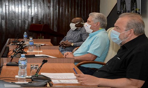 Miguel Díaz-Canel sentenció este fin de semana que "Hay mucho trabajo que hacer y debemos seguir enfrentando con eficiencia a la pandemia"