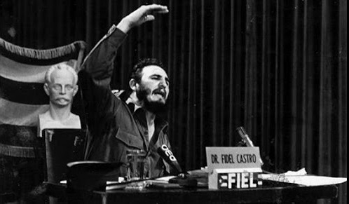 Fidel en la integración del Frente Independiente de Emisoras Libres (FIEL).