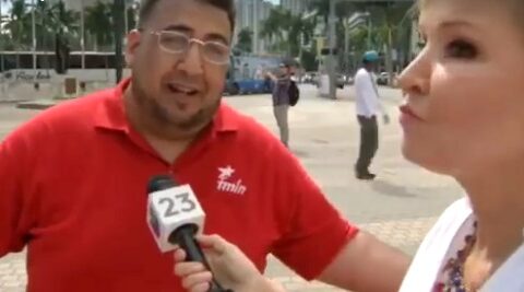 Cubano responde contundente y la periodista no puede ocultar su posición mercenaria.