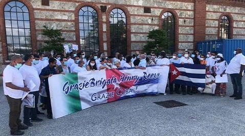 Brigada medica cubana en Turín, Italia.