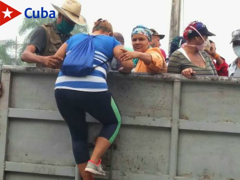 En el municipio Segundo Frente movilizaciones hacia la producción de alimentos. Foto: Eudis Cabrera