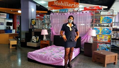 Respeto, Elegancia y Seguridad sanitaria en la reapertura de la tienda Plaza de Marte TRD Caribe. Foto: Santiago Romero Chang
