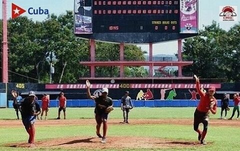 Estadio Guillermón Moncada, cuartel general de ls Avispas de Santiago de Cuba