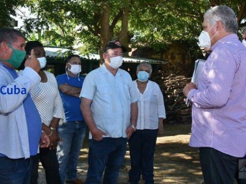 Presidente de la República y su equipo de trabajo iniciaron este 15 de octubre por Santiago de Cuba el tercer ciclo de visitas gubernamentales por las provincias del país