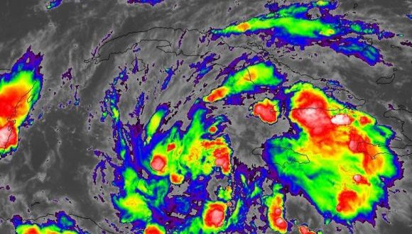 Alta probabilidades de intensas lluvias sobre Cuba, confirma Meteorología.