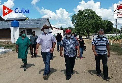 Viceprimer ministro cubano Jorge Luis Tapia Fonseca en visita por Santiago de Cuba