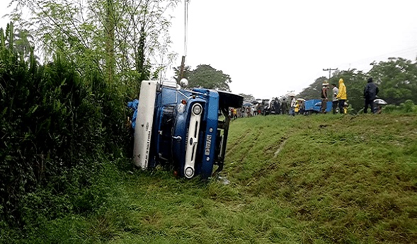 Accidente masivo en Contramaestre deja saldo de 15 lesionados