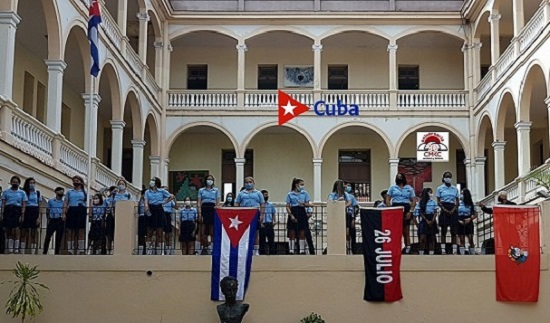 Pre Mendive. Inicio del Curso Escolar en Santiago de Cuba. Foto: Santiago Romero Chang.