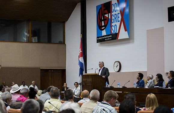 Revolución cubana siempre dialogante