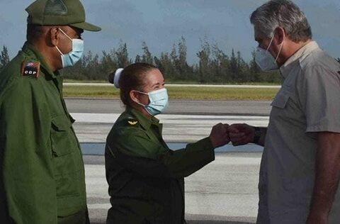 Presidente de Cuba MIguel Díaz Canel Bermúdez recorre la provincia Villa Clara ante las afectaciones por lluvias ocasionadas por la tormenta tropical Eta.