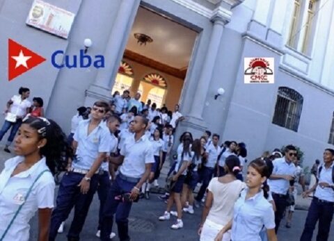 Pre Mendive. Inicio del Curso Escolar en Santiago de Cuba. Foto: Santiago Romero Chang.