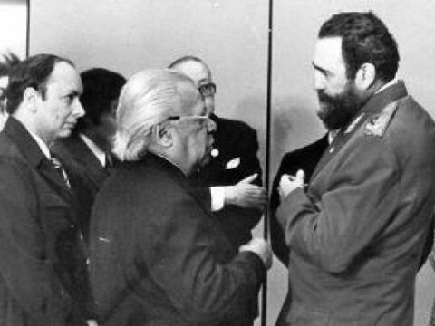 Fidel y Guillén. Palabras a los intelectuales. Por una Revolución cubana siempre dialogante