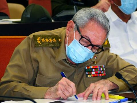 Raúl Castro Ruz, General de Ejército