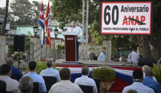 Acto por el aniversario 60 de la constitución de la Asociación Nacional de Agricultores Pequeños.