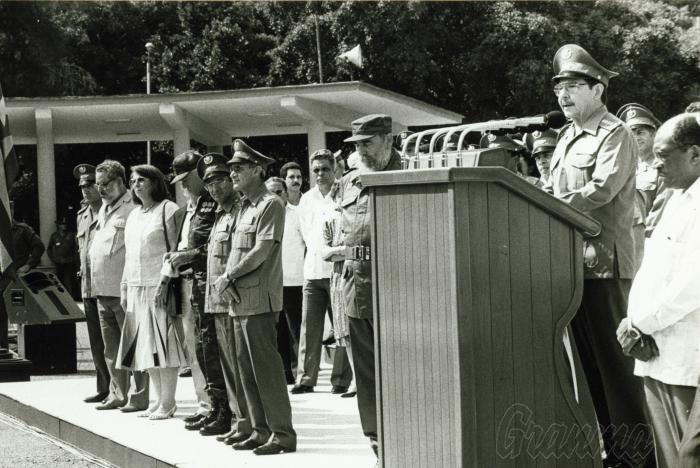 Comandante en Jefe, informo: ¡la Operación Carlota ha concluido!», expresó el General de Ejército Raúl Castro en 1991. Foto: Orlando Cardona