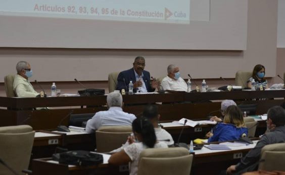 Diputados analizan cuatro anteproyectos de leyes vinculados con el sistema judicial de Cuba