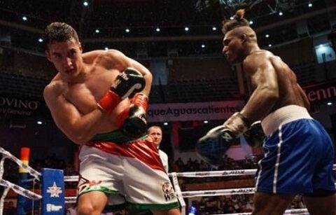 Julio César La Cruz ante Julián Fernández. Foto: Tomada de JIT