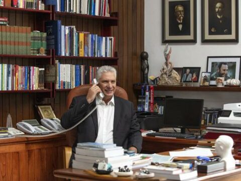 El Primer Secretario del Comité Central del Partido y presidente de la República de Cuba, Miguel Díaz-Canel Bermúdez