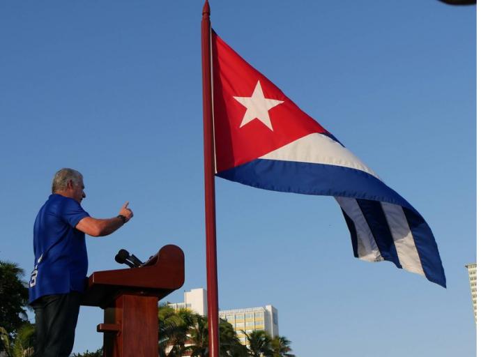 Díaz-Canel: Al lado del pueblo, con el pueblo y por el pueblo, sigue estando la Revolución cubana