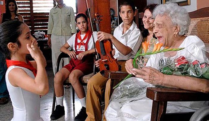 Honor y gloria a la heroína Melba Hernández en su centenario