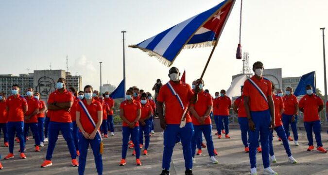 Abanderamiento de la delegación cubana que participará en los XXXII Juegos Olímpicos de Tokio 2020 Foto: Estudios RevoluciónAbanderamiento de la delegación cubana que participará en los XXXII Juegos Olímpicos de Tokio 2020 Foto: Estudios Revolución
