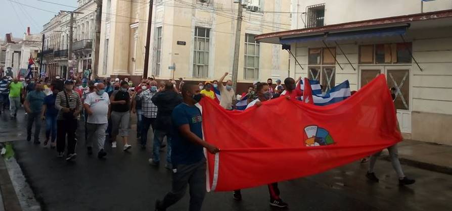 El pueblo revolucionario de Cienfuegos, verdaderos dueños de las calles