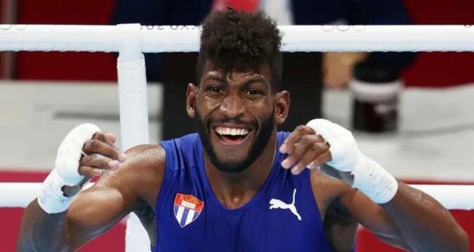 Cuban president Miguel Díaz-Canel congratulated boxer Andy Cruz (63 kilograms