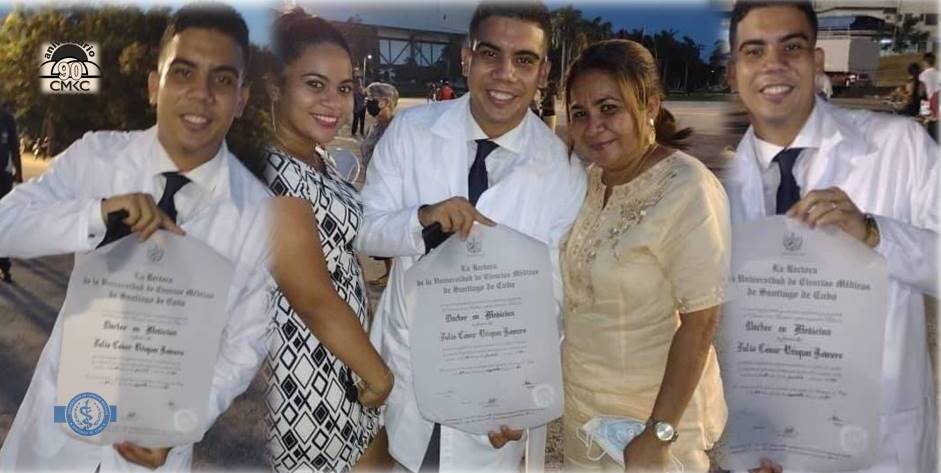Graduación 54 de la Universidad Médica Santiaguera 2020-21