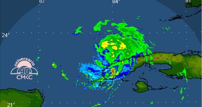 Huracán "Ida" sale de Cuba, pero se mantienen lluvias, vientos y nublados