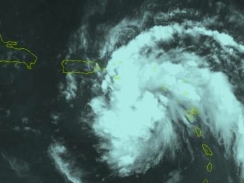 La perturbación tropical en el nordeste del Caribe. Foto: National Oceanic and Atmospheric Administration