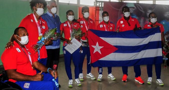 Recibe Díaz-Canel a delegación cubana a los Juegos Paralímpicos Tokio 2020