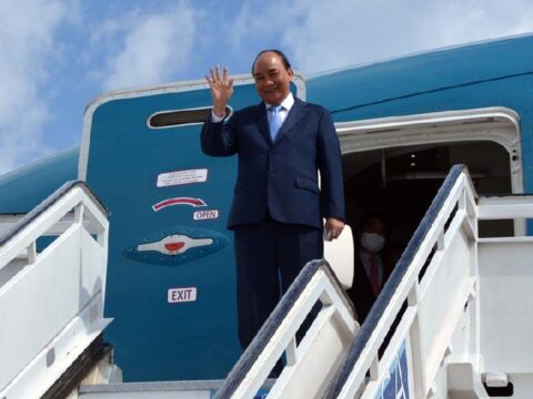 Concluyó visita oficial a Cuba, Presidente de Vietnam, Nguyen Xuan Phuc, con homenaje a Fidel en Santiago