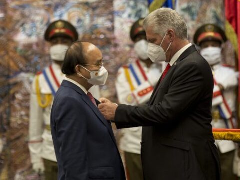 Presidente de Vietnam recibe Orden José Martí: La amistad con Cuba será eternamente indestructible