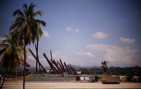 La Plaza de la Revolución Antonio Maceo en Santiago de Cuba
