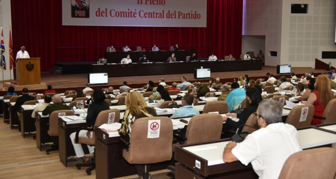 Hoy 2do. día del II Pleno del Comité Central