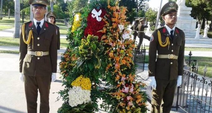 OFRENDAS PARA JOSÉ MARTI.