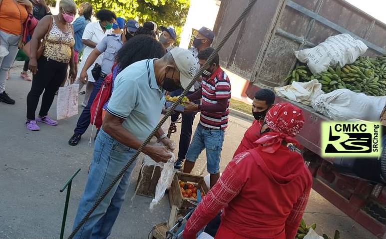 Ferias gastronómicas y agropecuarias en Santiago de Cuba. Foto: Santiago Romero Chang