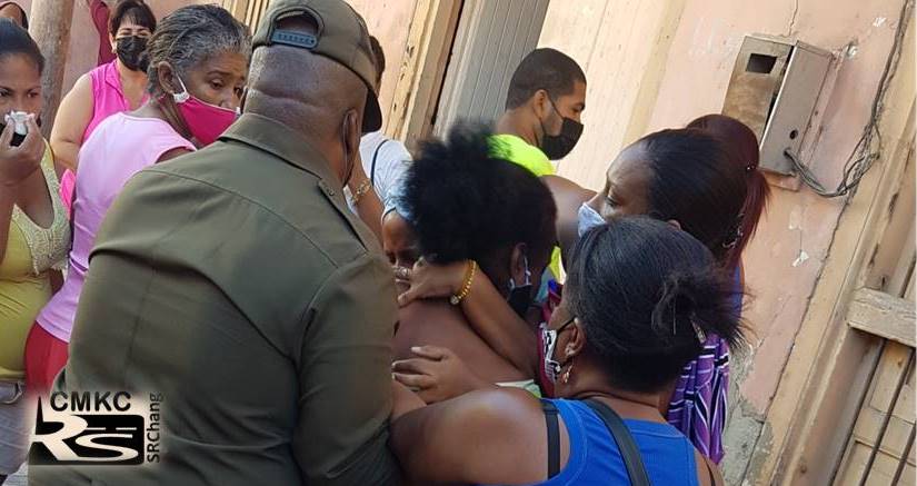 Ni muertos, ni heridos tras incendio que dejó sin viviendas al menos a 25 personas en Santiago de Cuba