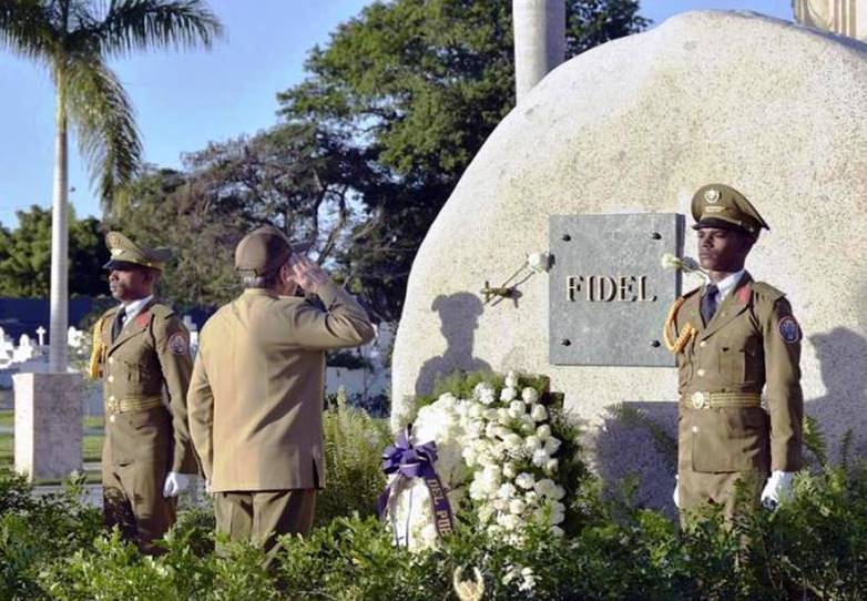 Tributo al líder Fidel Castro por el General de Ejército Raúl Castro Ruz