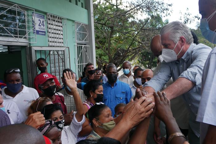 Díaz Canel en Santiago de Cuba: "siempre saldremos adelante"