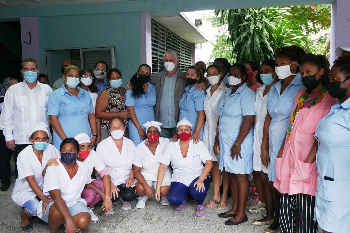 Díaz Canel en Santiago de Cuba: "siempre saldremos adelante"