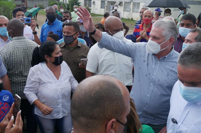 Díaz Canel en Santiago de Cuba: "siempre saldremos adelante"