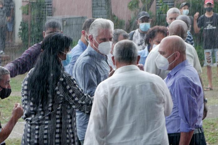 Díaz Canel en Santiago de Cuba: "siempre saldremos adelante"