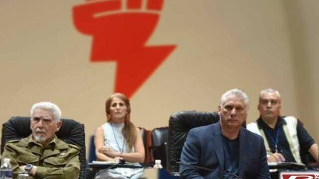 Díaz-Canel pleno del Comité Nacional del Sindicato de Trabajadores de Energía y Minas