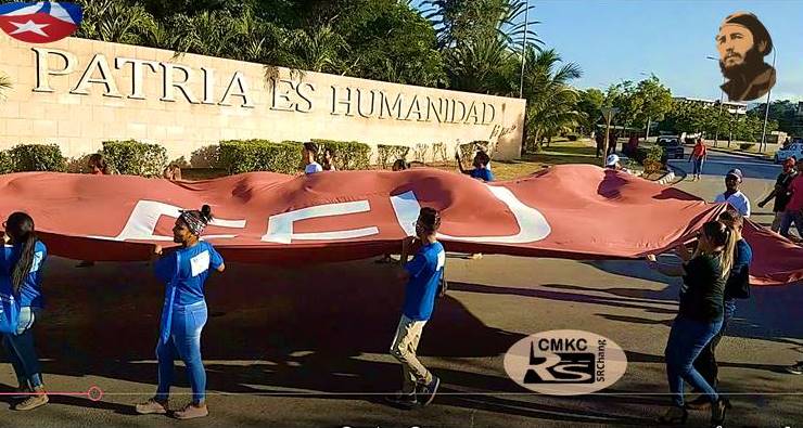 A ti Fidel, tributo del pueblo de Santiago en nombre de toda Cuba. Portada: Santiago Romero Chang