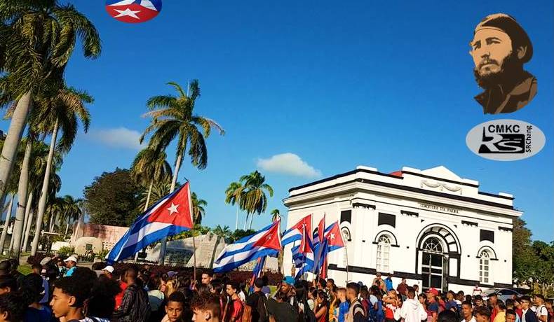 A ti Fidel, tributo del pueblo de Santiago en nombre de toda Cuba. Portada: Santiago Romero Chang