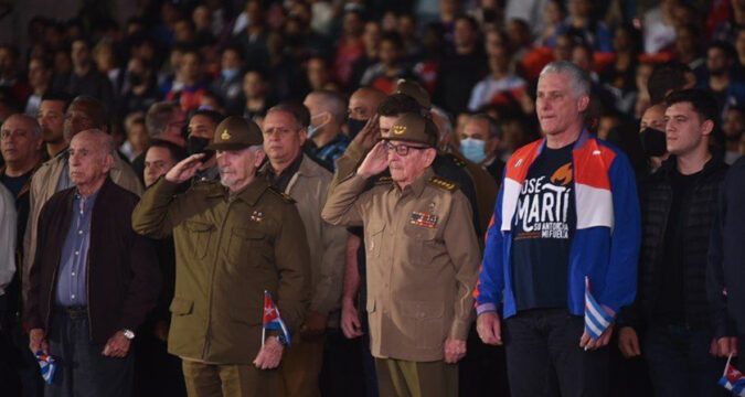 Marcha de las Antorchas reafirma vigencia del Apóstol José Martí